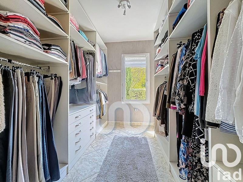 Maison - 285 m² - 7 pièces