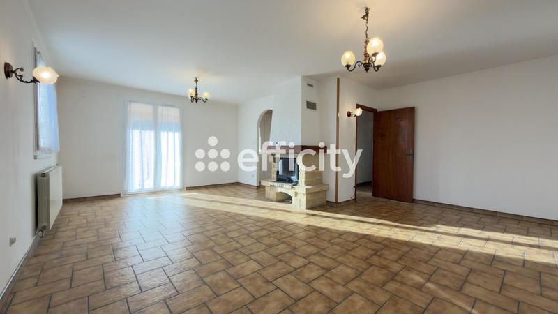 Maison - 145 m² - 6 pièces