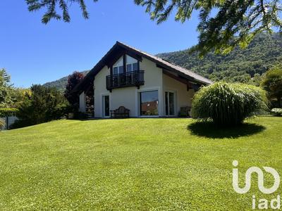 Maison de maîtres - 150 m² - 5 pièces