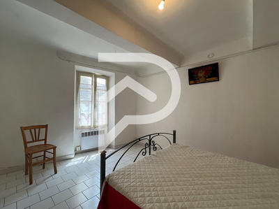 Maison de village - 135 m² - 8 pièces