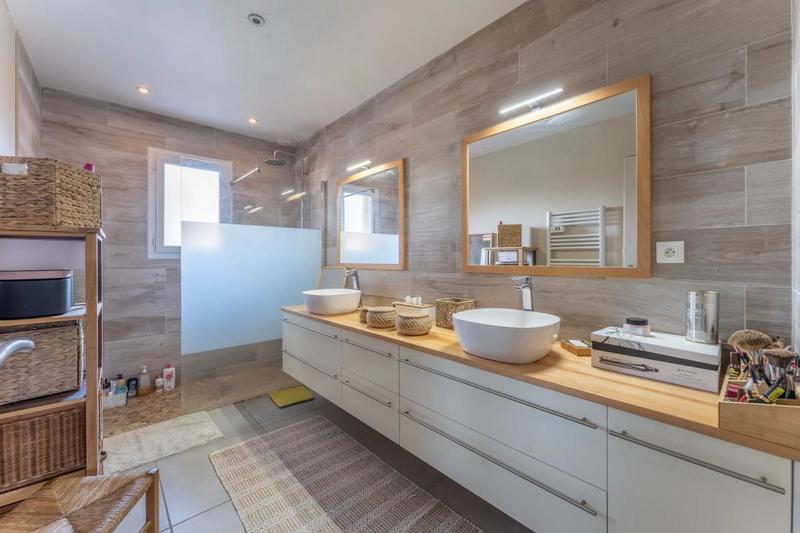 Maison - 103 m² - 5 pièces