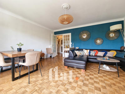 Appartement - 92 m² - 4 pièces