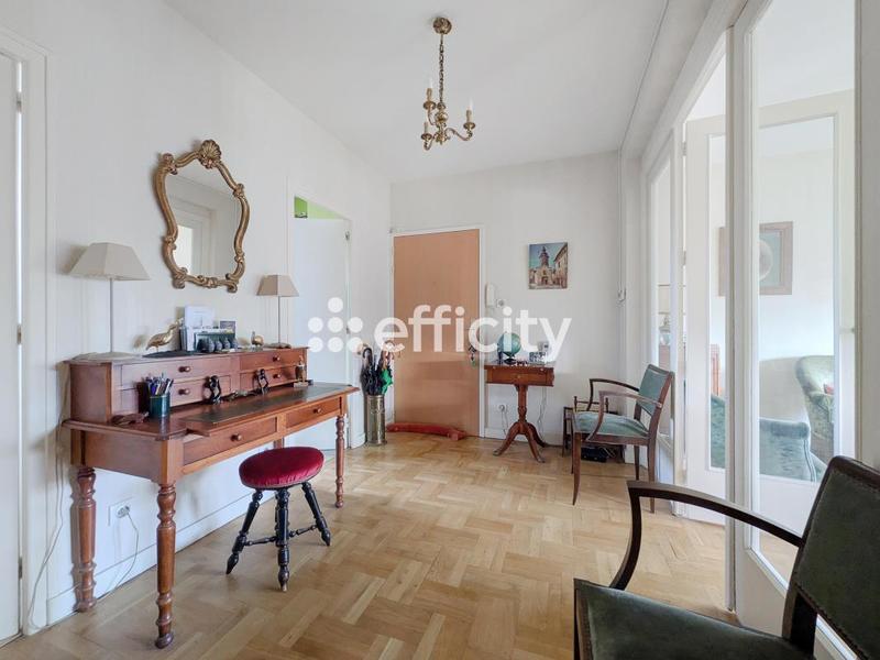 Appartement - 82 m² - 3 pièces