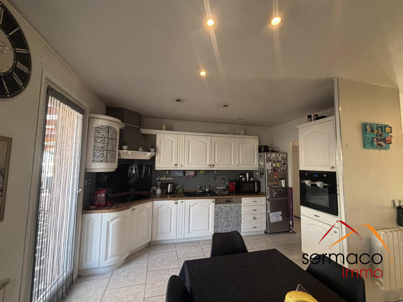 Maison - 88 m² - 5 pièces