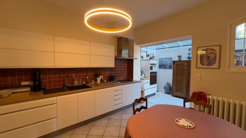 Maison bourgeoise - 180 m² - 6 pièces