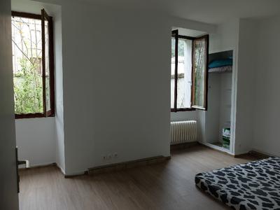 Appartement - 97 m² - 3 pièces