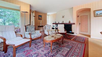 Maison - 245 m² - 10 pièces