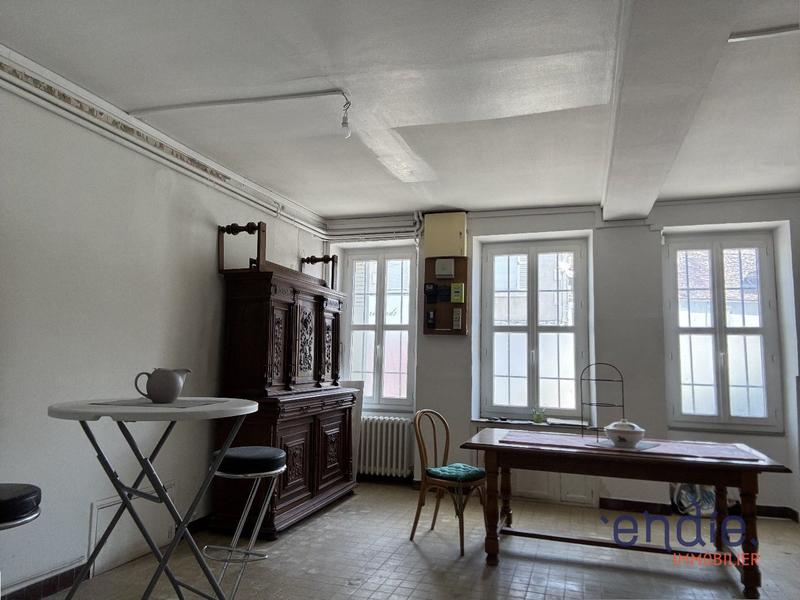 Maison - 159 m² - 6 pièces