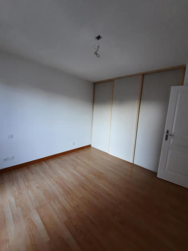 Appartement - 77 m² - 3 pièces