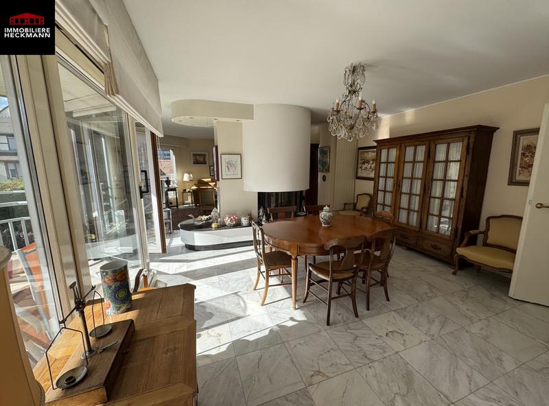 Appartement - 154 m² - 6 pièces