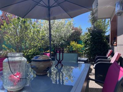 Maison traditionnelle - 100 m² - 4 pièces