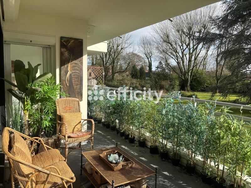 Appartement - 122 m² - 5 pièces