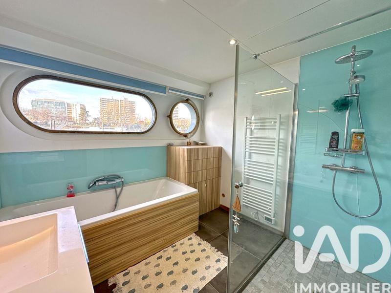 Appartement - 200 m² - 7 pièces