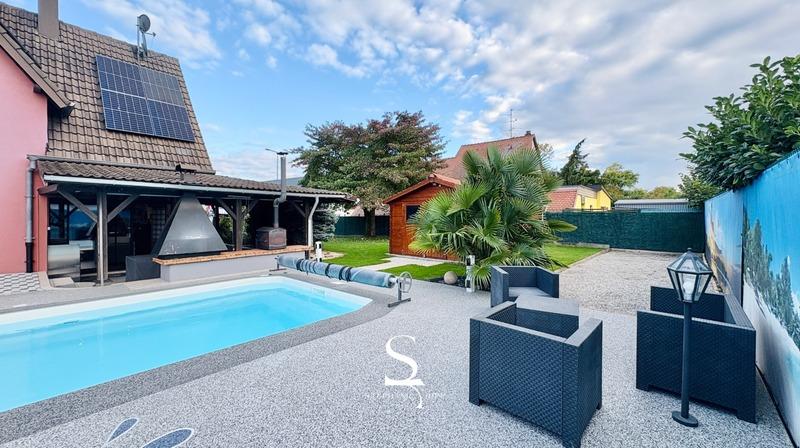 Maison - 180 m² - 7 pièces