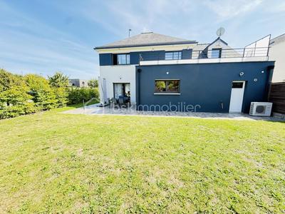 Maison - 140 m² - 6 pièces