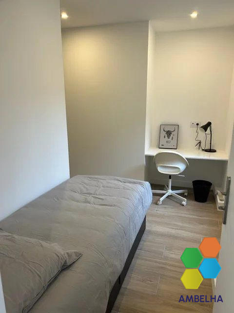 Appartement - 138 m² - 6 pièces