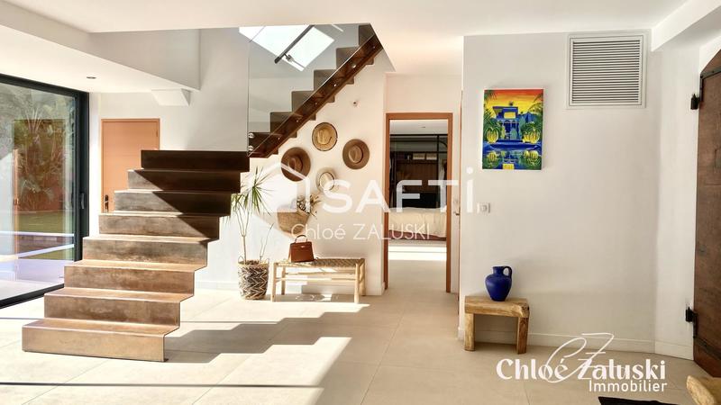 Maison - 280 m² - 7 pièces