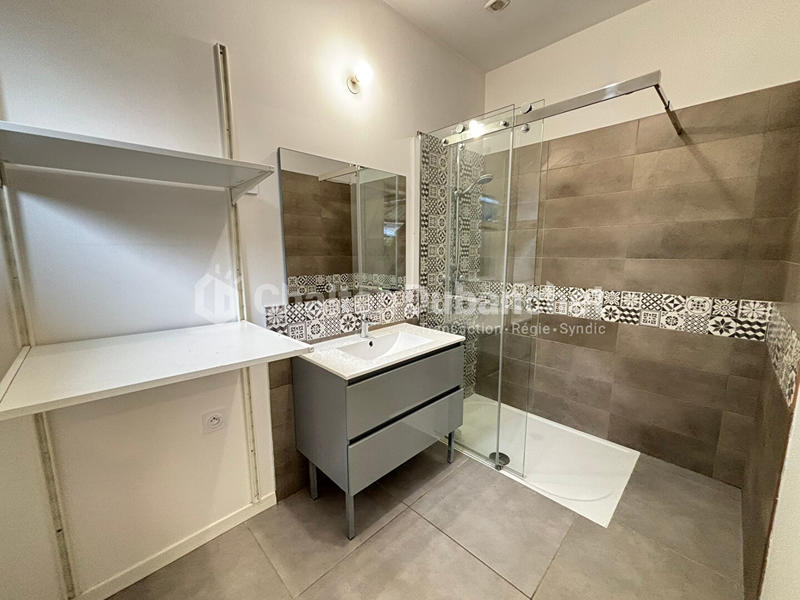 Maison - 99 m² - 5 pièces