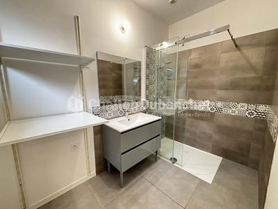 Maison - 99 m² - 5 pièces