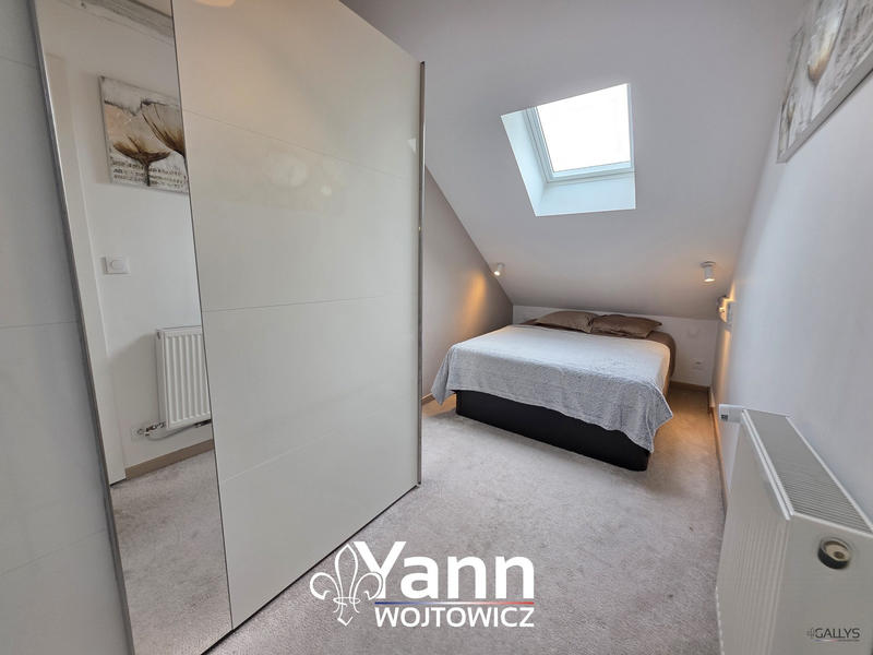 Maison - 98 m² - 5 pièces