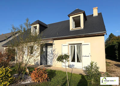 Maison traditionnelle - 105 m² - 5 pièces