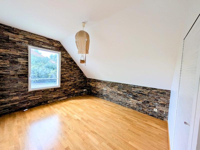 Maison - 165 m² - 6 pièces