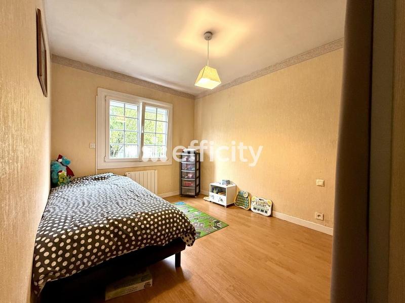 Maison - 145 m² - 6 pièces