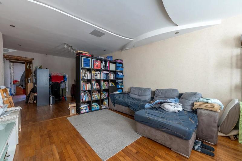 Appartement - 75 m² - 5 pièces