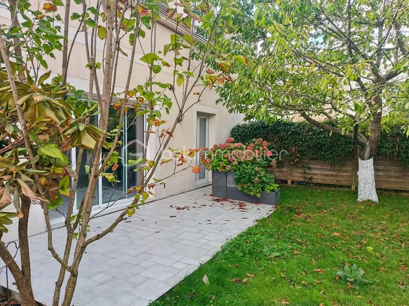 Maison - 123 m² - 6 pièces