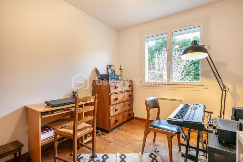 Maison - 141 m² - 8 pièces