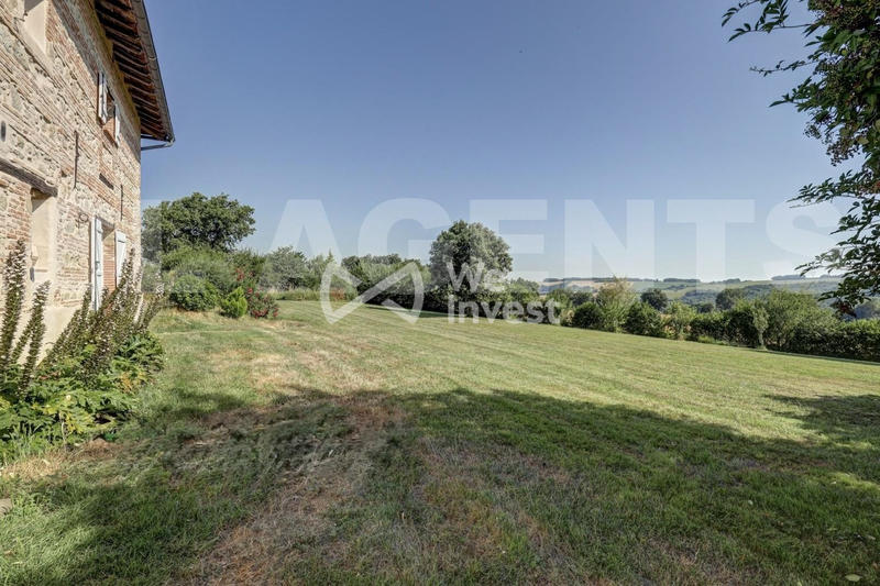 Maison - 333 m² - 10 pièces