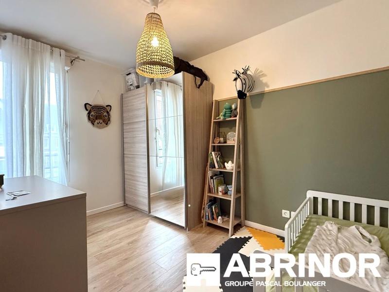 Appartement - 84 m² - 4 pièces