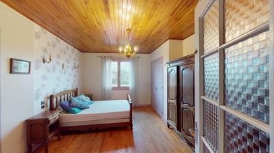 Maison - 139 m² - 6 pièces