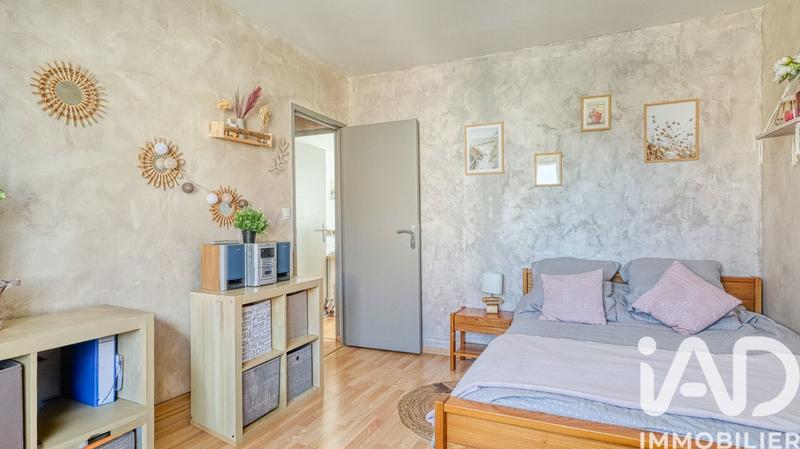 Maison - 111 m² - 6 pièces