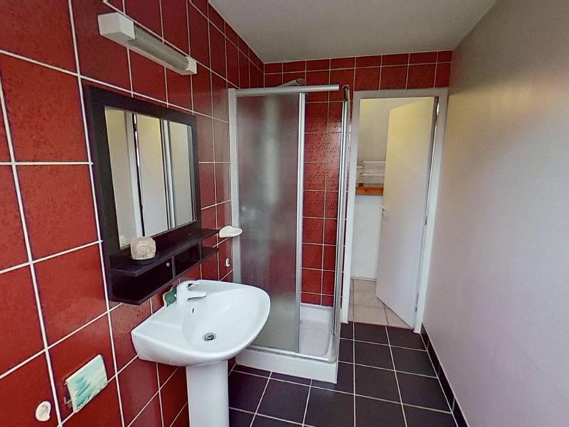 Maison - 216 m² - 7 pièces