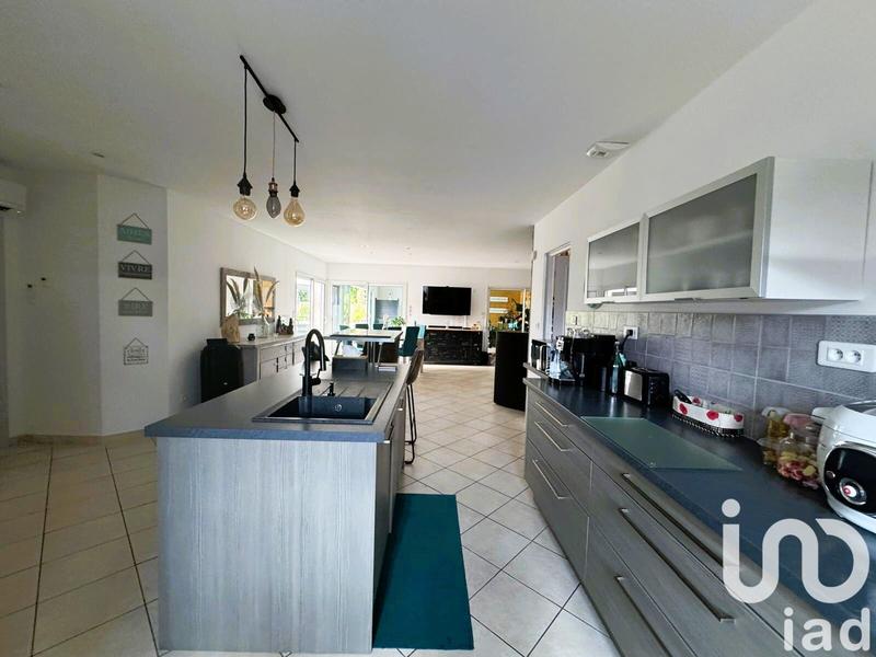 Maison - 177 m² - 6 pièces