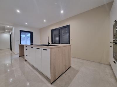 Maison - 145 m² - 6 pièces