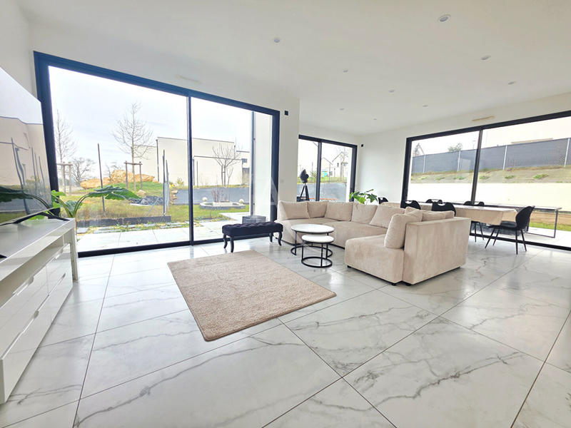 Maison - 157 m² - 6 pièces