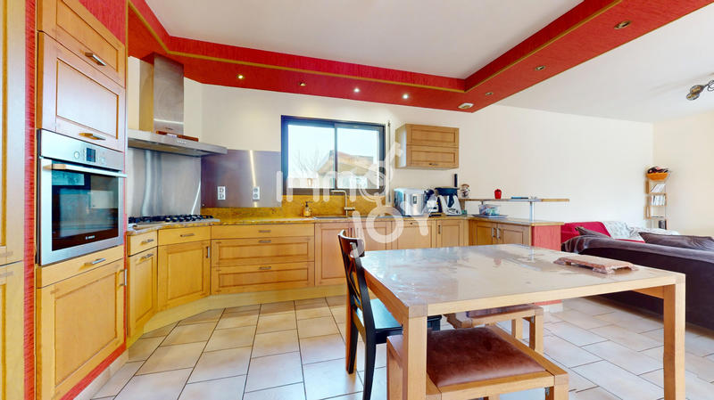 Maison - 150 m² - 5 pièces