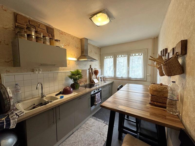 Appartement - 64 m² - 3 pièces