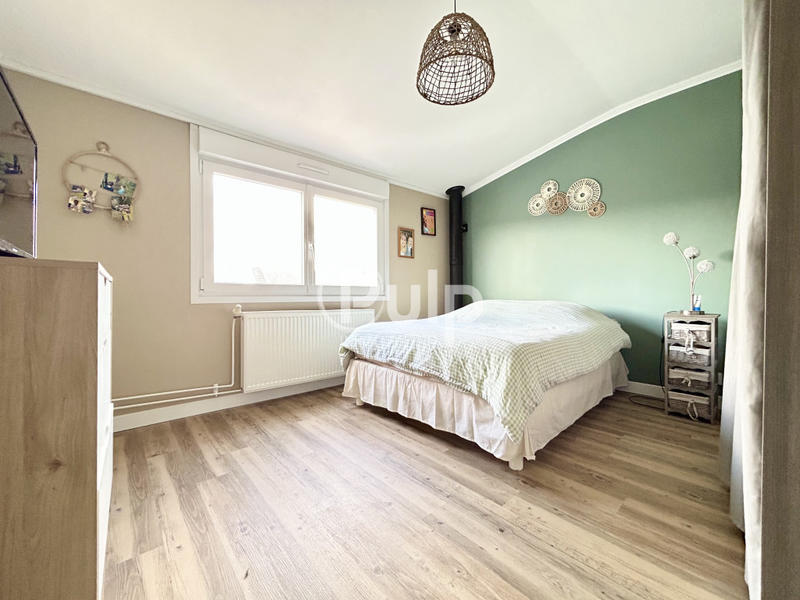 Maison - 101 m² - 6 pièces