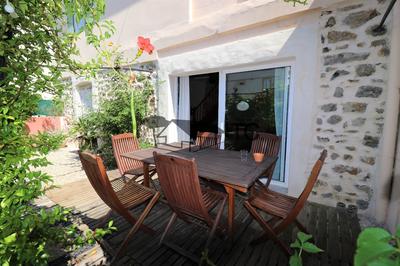 Maison de village - 130 m² - 4 pièces