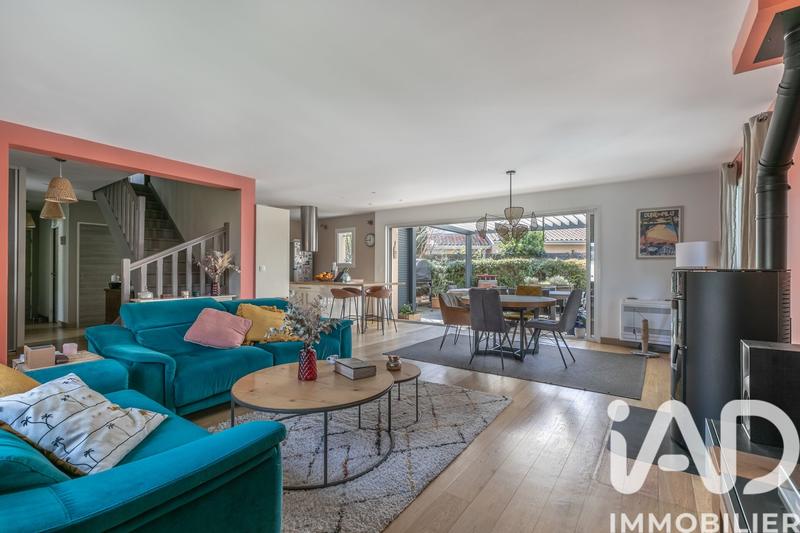 Maison - 160 m² - 6 pièces