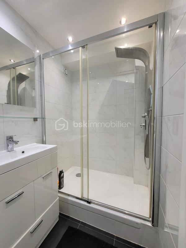 Appartement - 94 m² - 4 pièces