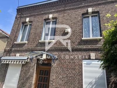 Maison - 97 m² - 4 pièces