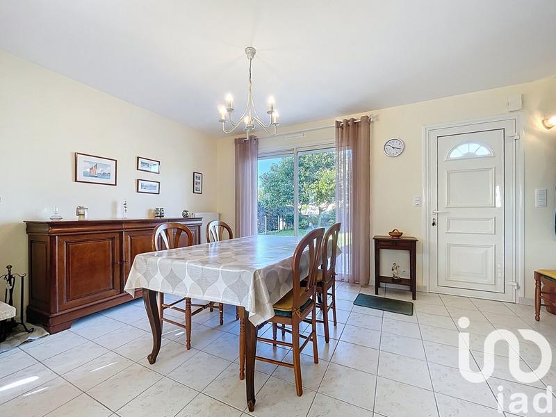 Maison - 98 m² - 5 pièces