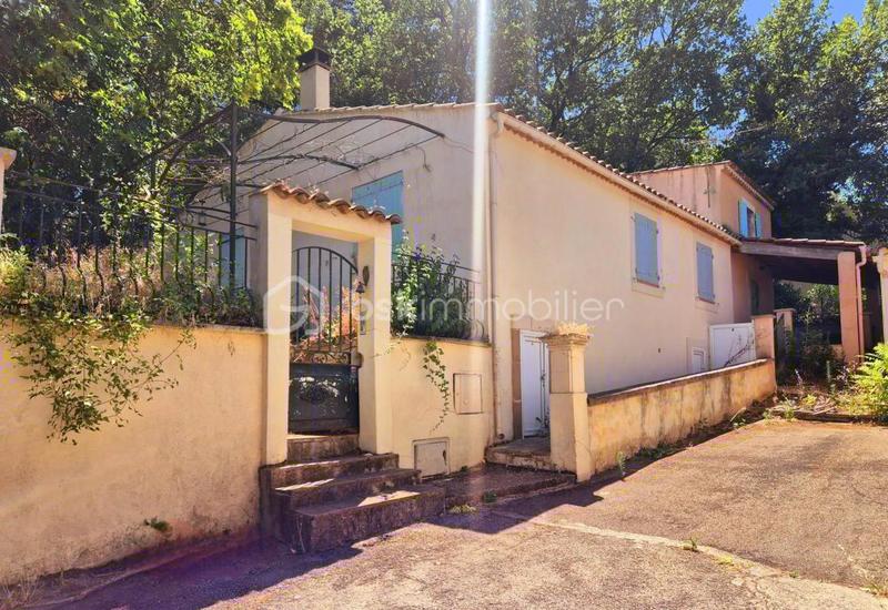 Maison traditionnelle - 172 m² - 7 pièces