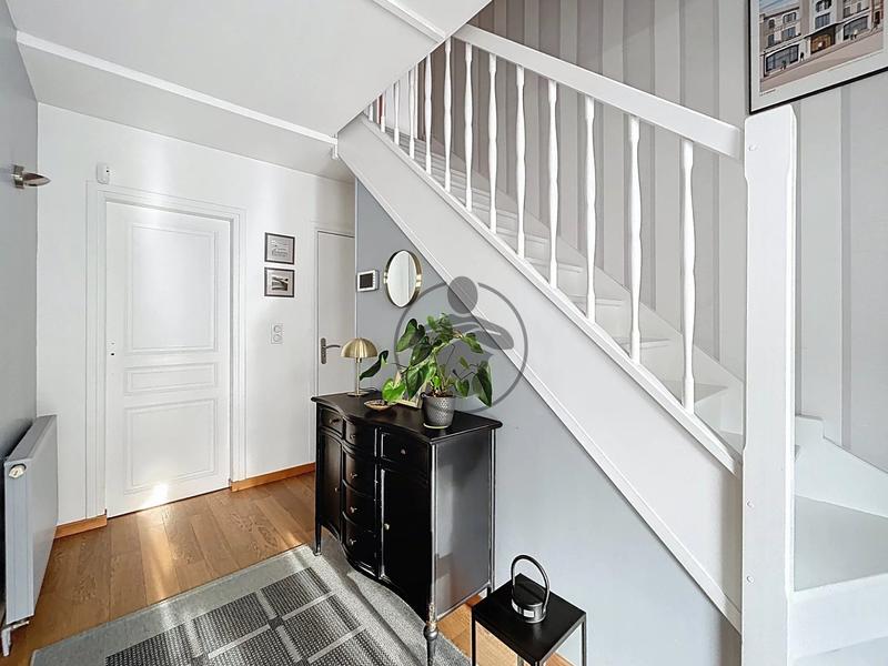 Maison - 136 m² - 7 pièces