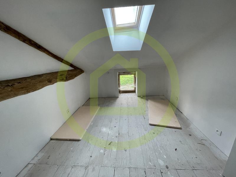 Maison - 210 m² - 5 pièces