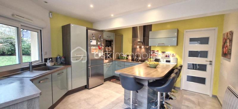 Maison - 156 m² - 8 pièces